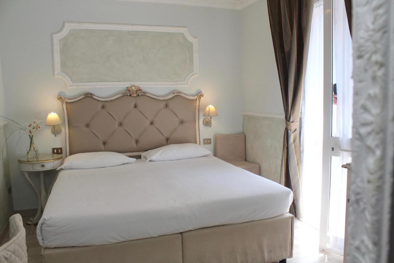 Hotel Tahiti В'яреджо Екстер'єр фото
