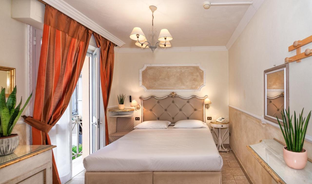 Hotel Tahiti В'яреджо Екстер'єр фото